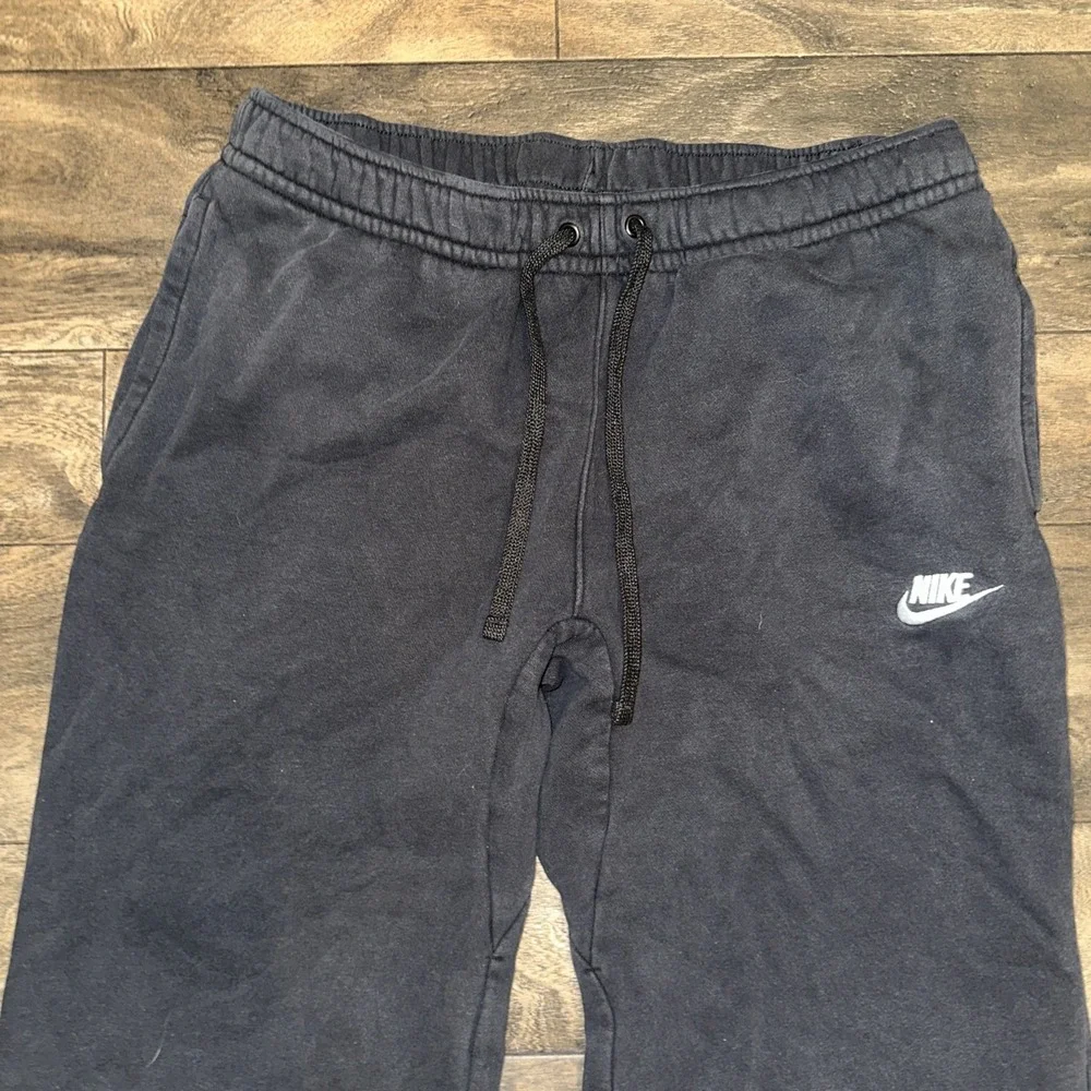 Nike Sweatpants Fleece Relaxed Regular Fit Men's Size M Black Athletic Wear
